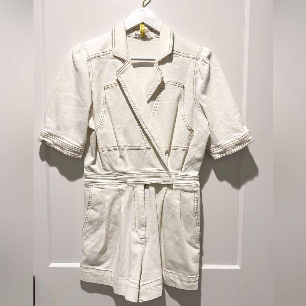 Day+Moon White puff sleeve denim short romper size medium